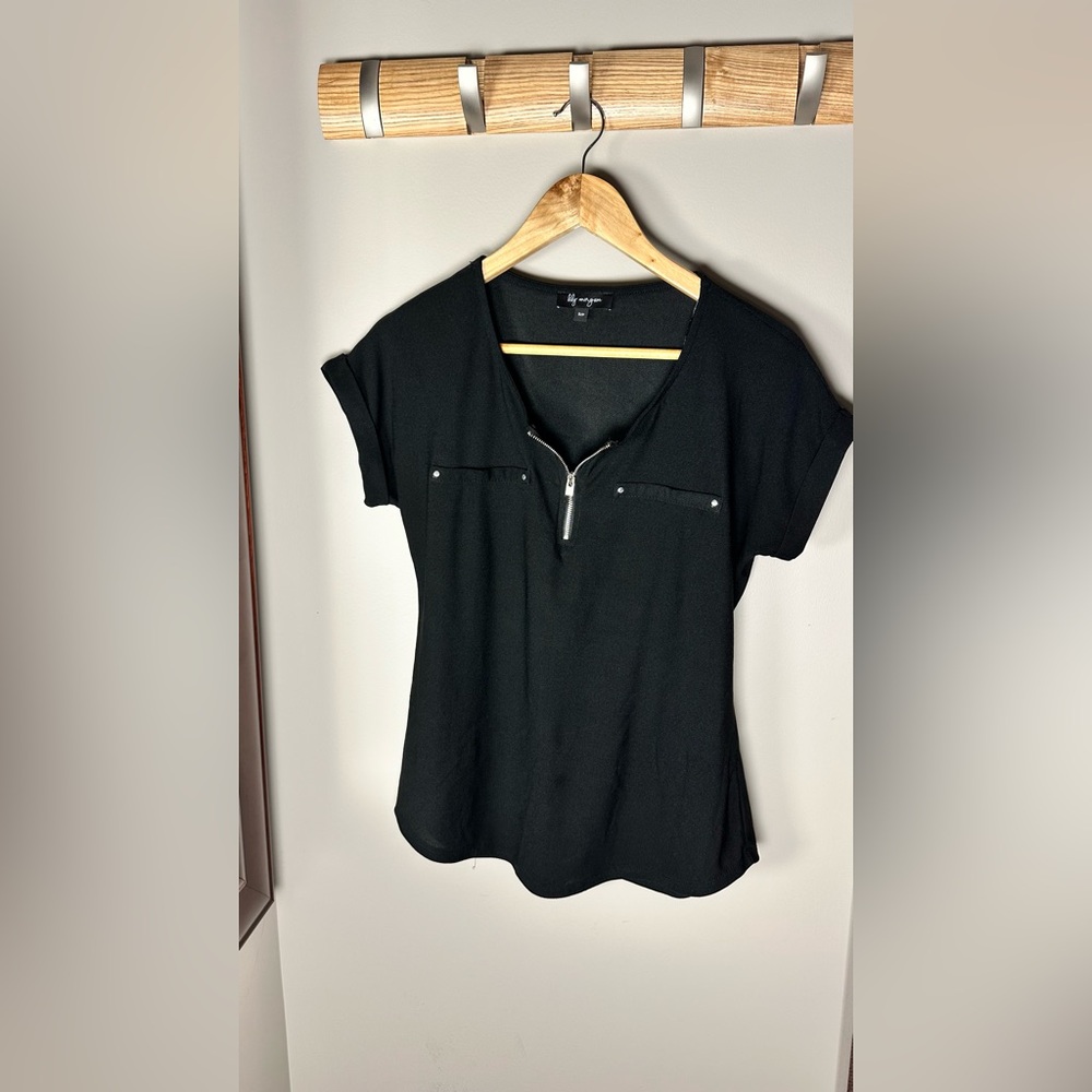 Lily Black Zippered Blouse